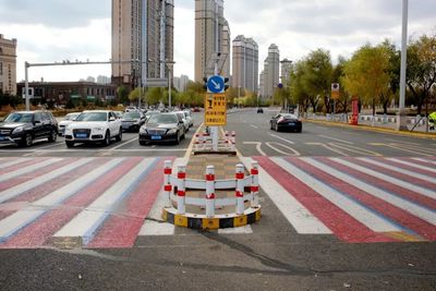 哈尔滨爆闪警示灯 夜间交通安全守护者，点亮回家路