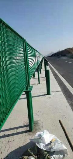 高速公路交通安全设施工程 守护生命线的基石